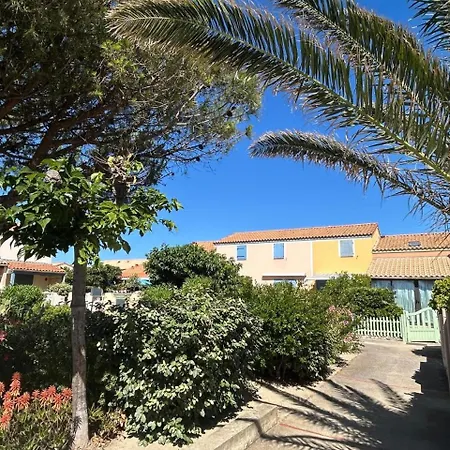 L'ilot Des Barcarelles-vue Etangs-piscine-clim Hébergement de vacances