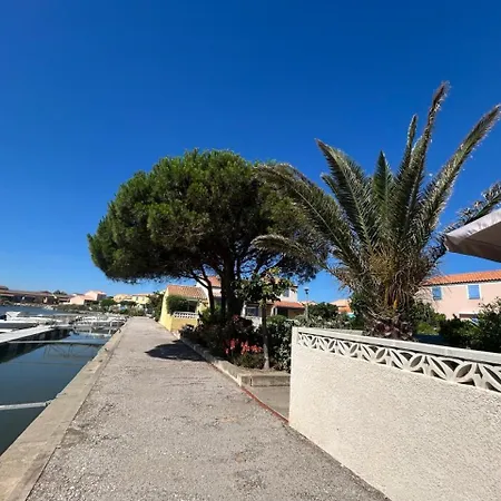L'ilot Des Barcarelles-vue Etangs-piscine-clim Hébergement de vacances *