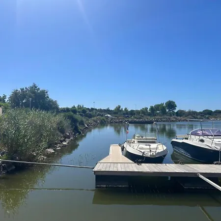 L'ilot Des Barcarelles-vue Etangs-piscine-clim Hébergement de vacances *